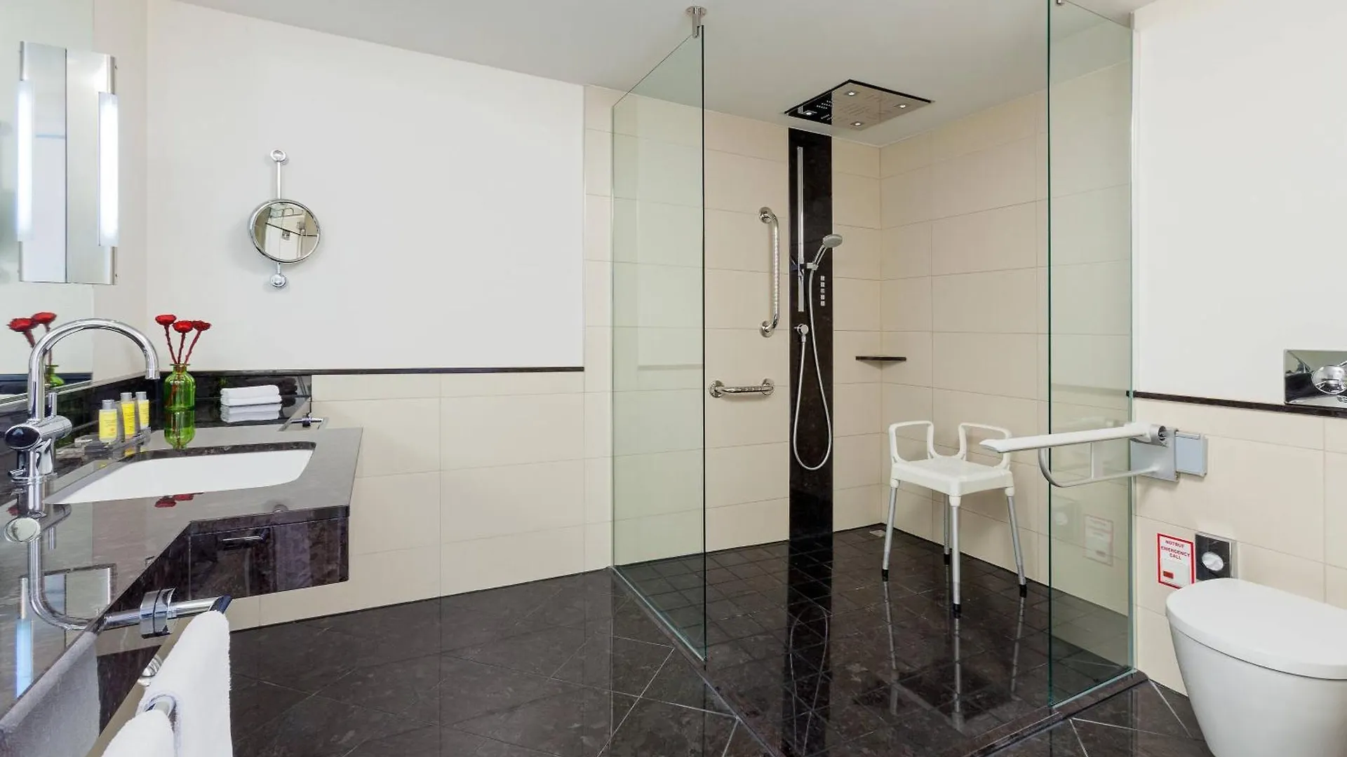 Berlin Marriott Hotel 5*,  Almanya